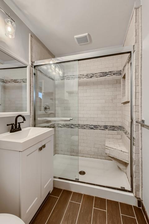 520 Aberdeen St, Hoffman Estates, IL 60169 photo 9
