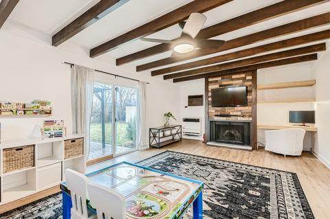 520 Aberdeen St, Hoffman Estates, IL 60169 photo 7