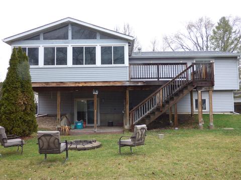 711 Annabelle St, Mchenry, IL 60050 photo 2