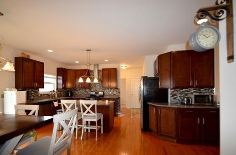 429 E Becker Pl, Sycamore, IL 60178 photo 7
