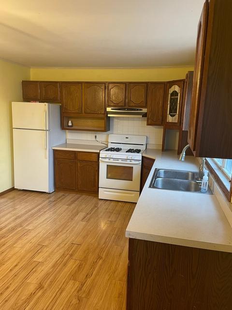 1701 Rogers Ave, Mchenry, IL 60051 photo 4