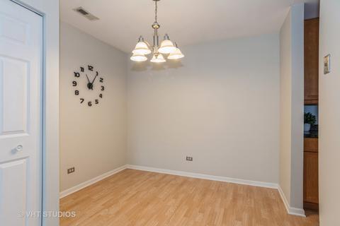 1464 Stonebridge Cir #E8, Wheaton, IL 60189 photo 5