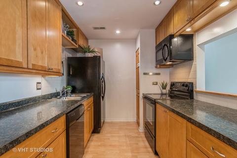 1464 Stonebridge Cir #E8, Wheaton, IL 60189 photo 3