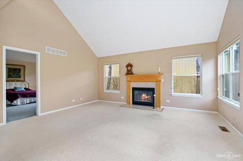 1265 Oakleaf Ct, Aurora, IL 60506 photo 4