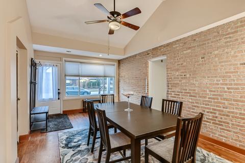 101 W Memory Ln, Mount Prospect, IL 60056 photo 8