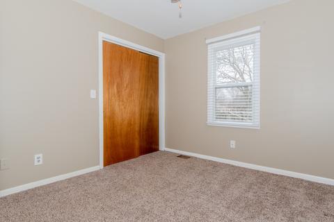 1528 Chambers Ave, Peru, IL 61354 photo 15