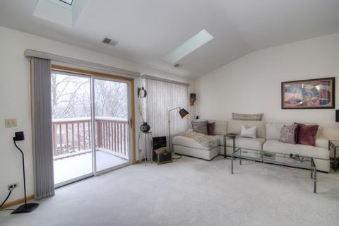 2113 Peach Tree Ln, Algonquin, IL 60102 photo 3