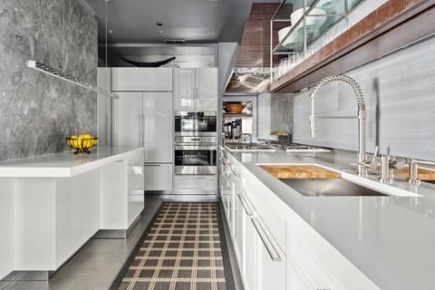 10 E Delaware Pl #24E, Chicago, IL 60611 photo 8