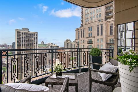 10 E Delaware Pl #24E, Chicago, IL 60611 photo 25