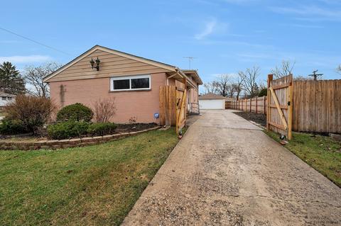 49 Michael Mnr, Glenview, IL 60025 photo 2