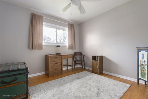 440 Tennyson Rd, Bartlett, IL 60103 photo 13
