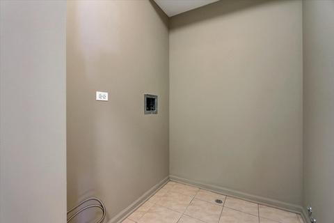 715 Astor Ln #406, Wheeling, IL 60090 photo 28