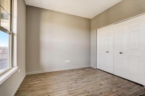 715 Astor Ln #406, Wheeling, IL 60090 photo 18
