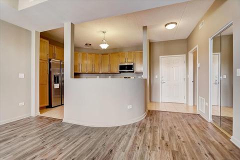 715 Astor Ln #406, Wheeling, IL 60090 photo 12