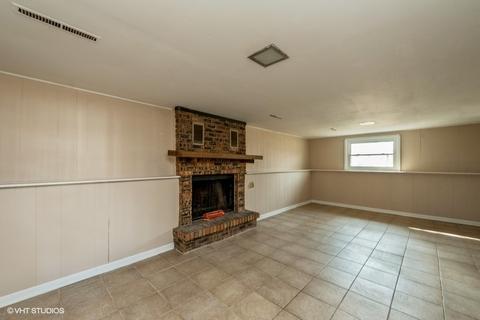 2714 Sterling Dr, Mchenry, IL 60050 photo 9