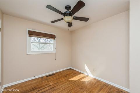 2714 Sterling Dr, Mchenry, IL 60050 photo 13