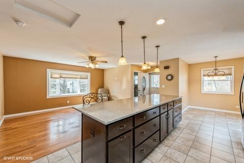 2714 Sterling Dr, Mchenry, IL 60050 photo 7