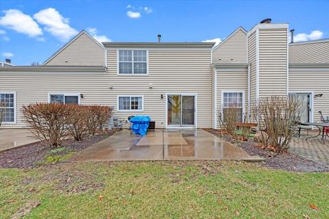 1674 Pebble Beach Cir, Elgin, IL 60123 photo 19