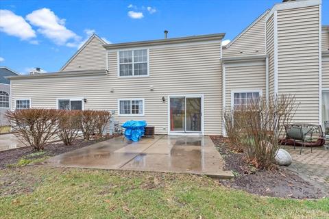 1674 Pebble Beach Cir, Elgin, IL 60123 photo 20