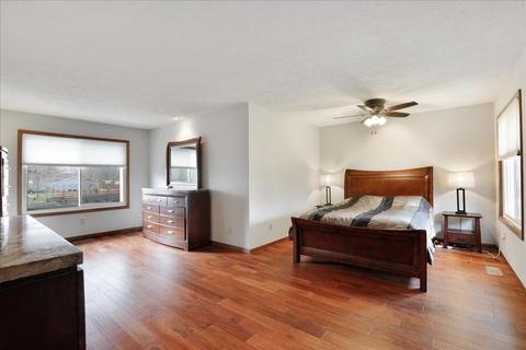 2 Wilshire Ct, Bloomington, IL 61704 photo 10