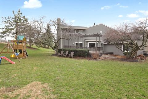2 Wilshire Ct, Bloomington, IL 61704 photo 25