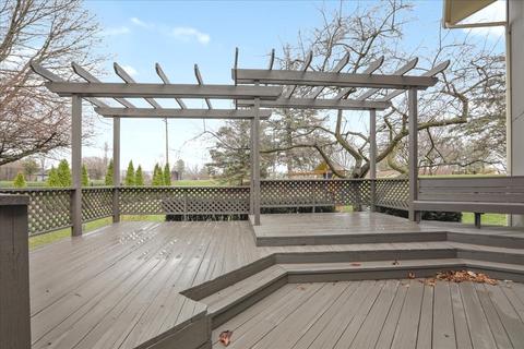 2 Wilshire Ct, Bloomington, IL 61704 photo 24