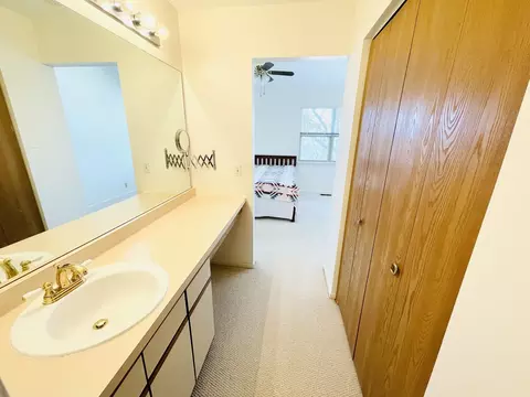922 Ridgefield Ln, Wheeling, IL 60090 photo 8