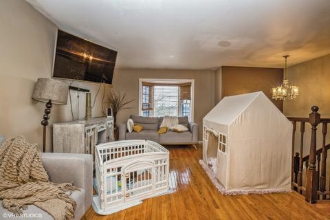 511 E Schaumburg Rd, Streamwood, IL 60107 photo 2