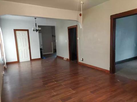 360 W Stone St, Kankakee, IL 60901 photo 3