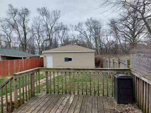 360 W Stone St, Kankakee, IL 60901 photo 9