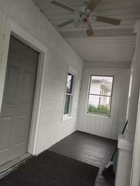 360 W Stone St, Kankakee, IL 60901 photo 2