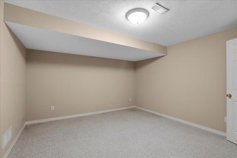 320 Fieldcrest Ct, Normal, IL 61761 photo 14