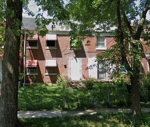 704 E 105th Pl, Chicago, IL 60628 photo 1