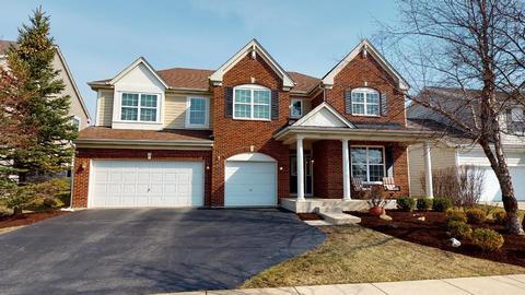 3530 Gallant Fox Dr, Elgin, IL 60124 photo 1