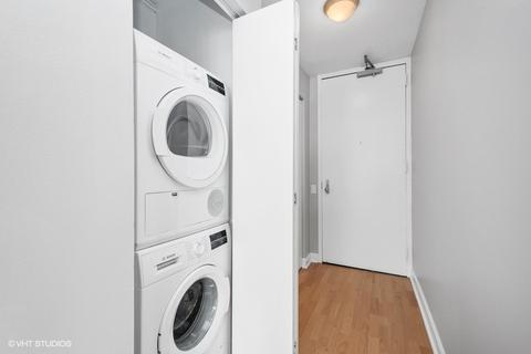 30 E Huron St #3310, Chicago, IL 60611 photo 15