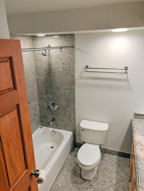580 Fairway View Dr #2A, Wheeling, IL 60090 photo 9