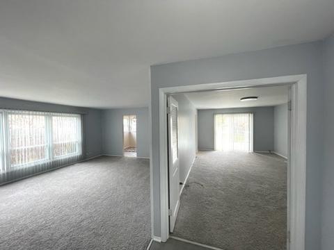 1904 E Ivy Ln, Mount Prospect, IL 60056 photo 3