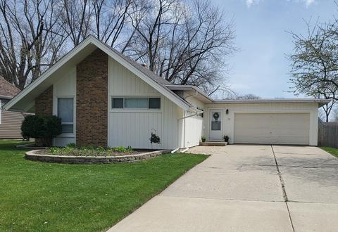 38 Codorus Rd, Montgomery, IL 60538 photo 1