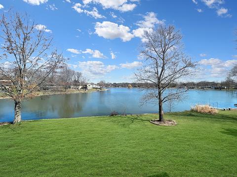 2113 Eagle Dr, Freeport, IL 61032 photo 8