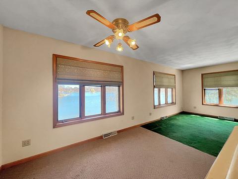 2113 Eagle Dr, Freeport, IL 61032 photo 9