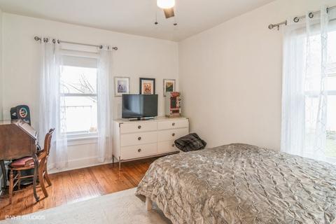 5915 Ridge Ave, Berkeley, IL 60163 photo 10