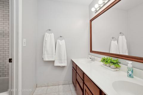 1526 Brookside Dr, Hoffman Estates, IL 60169 photo 14