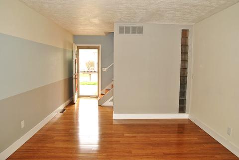 1715 King Dr #D, Normal, IL 61761 photo 12