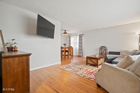 627 Juniper Ln, Bartlett, IL 60103 photo 3