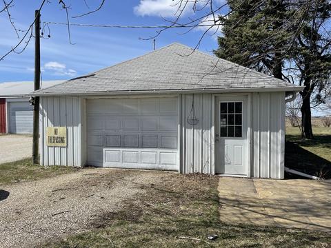 3267 E 15th Rd, Ottawa, IL 61350 photo 8