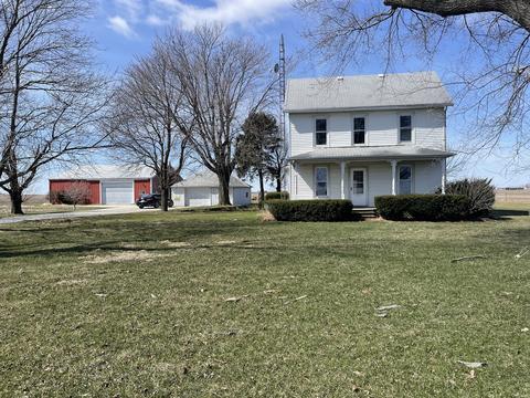 3267 E 15th Rd, Ottawa, IL 61350 photo 1