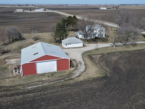 3267 E 15th Rd, Ottawa, IL 61350 photo 3