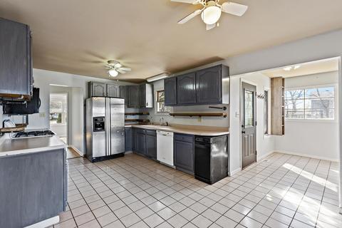 38464 N 4th Ave, Spring Grove, IL 60081 photo 3