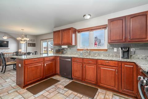25325 S Plainview Dr, Channahon, IL 60410 photo 10