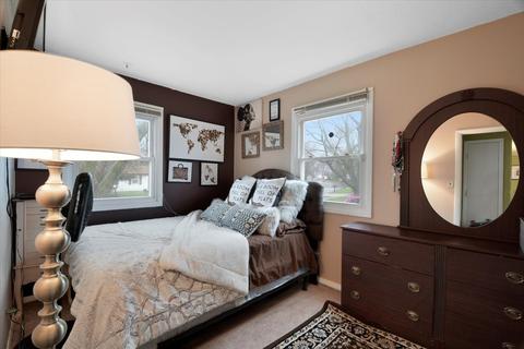 1502 Queens Way, Champaign, IL 61821 photo 9